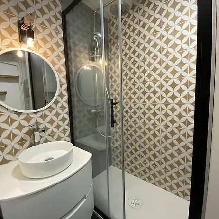 Confortable 4 Pers. Avec Mezzanine Et Balcon Au Centre De - Fr-1-812-112 Apartament